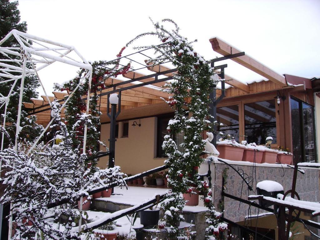 Nightingale Hotel Platres Exterior foto